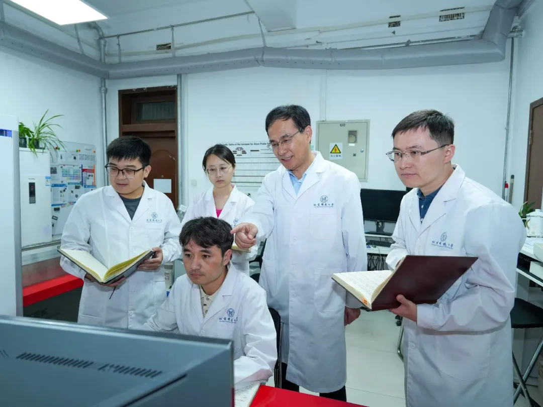 《中国科学报》报道吕昭平院士和团队:深耕基础研究,为大国重器淬炼“钢筋铁骨”