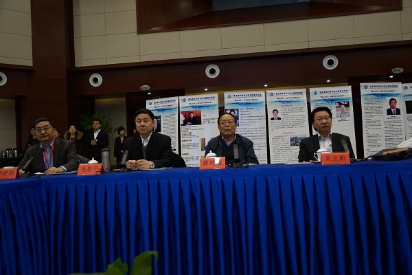 与会专家1.JPG